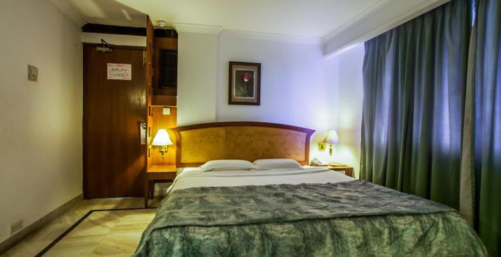 Hotel Chariot شيناي المظهر الخارجي الصورة