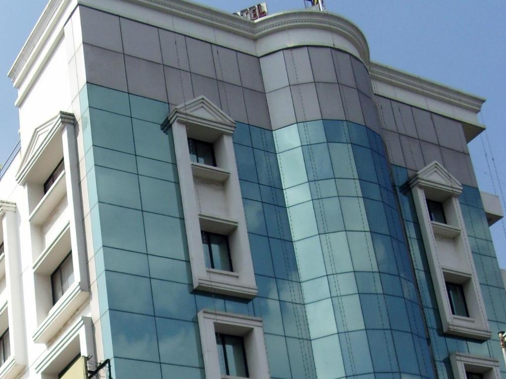 Hotel Chariot شيناي المظهر الخارجي الصورة
